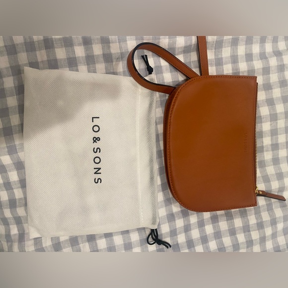 Hip or crossbody - Picture 2 of 2